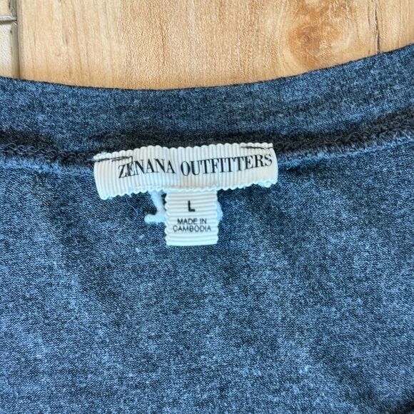 Zenana Outfitters Women's Everyday V-Neck Long Sleeve Lightweight Tee Gray Large - Picture 6 of 10